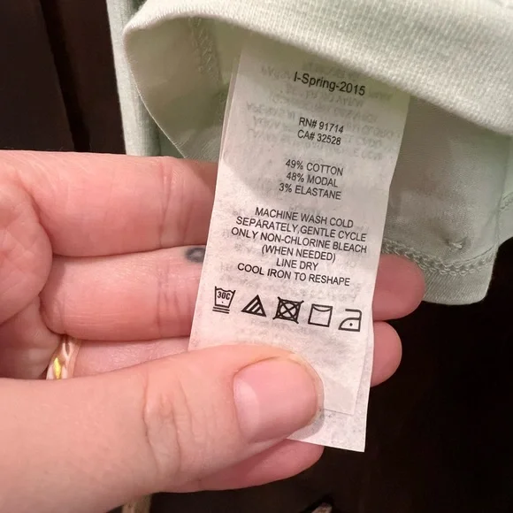 NWT ARMANI EXCHANGE TOP - Picture 7 of 7